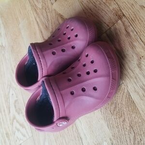 (C10/11) CROCS Lined Clog Shoes Perforated Trendy Lightweight Comfortable
